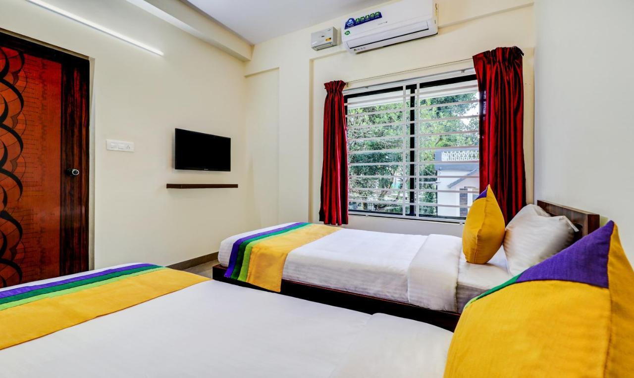 Itsy Hotels Rain Tulsi Stayz, Palarivattom Junction Kochi Екстер'єр фото