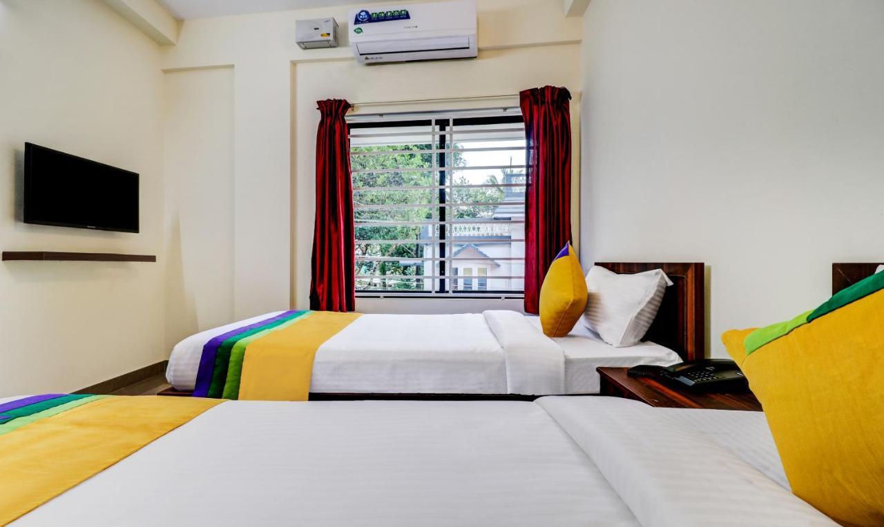 Itsy Hotels Rain Tulsi Stayz, Palarivattom Junction Kochi Екстер'єр фото
