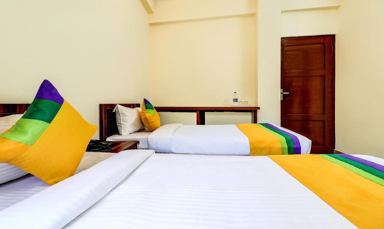 Itsy Hotels Rain Tulsi Stayz, Palarivattom Junction Kochi Екстер'єр фото