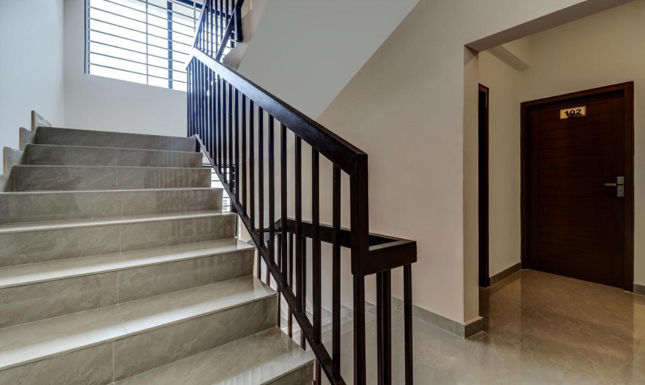 Itsy Hotels Rain Tulsi Stayz, Palarivattom Junction Kochi Екстер'єр фото